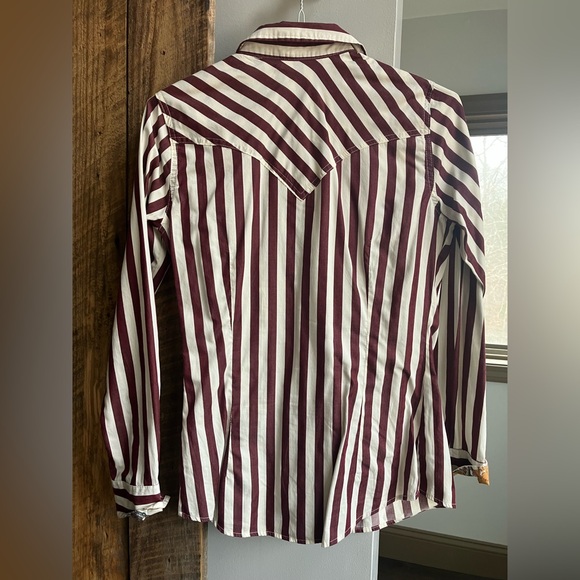 Wrangler Retro Maroon and White Striped Shirt - Picture 3 of 3